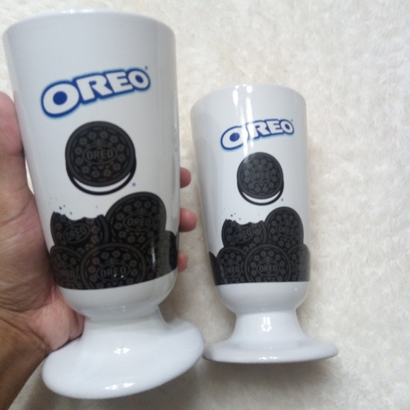 Set of 2 Oreo Cookie Milk Shake/Parfait Glass 18oz